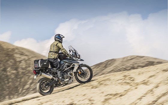Verleihmotorrad Triumph Tiger 900 Rally Pro vom Händler Q-Bike Technik GmbH - Bild 5 Verleihmotorrad Triumph Tiger 900 Rally Pro vom Händler Q-Bike Technik GmbH - Bild 5