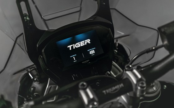 Verleihmotorrad Triumph Tiger 900 Rally Pro vom Händler Q-Bike Technik GmbH - Bild 7 Verleihmotorrad Triumph Tiger 900 Rally Pro vom Händler Q-Bike Technik GmbH - Bild 7