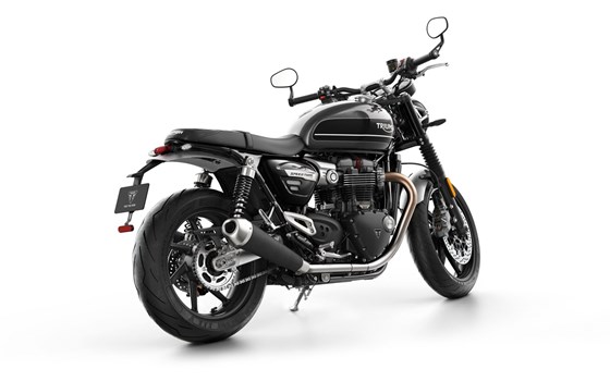 Verleihmotorrad Triumph Speed Twin 1200 vom Händler Q-Bike Technik GmbH - Bild 10 Verleihmotorrad Triumph Speed Twin 1200 vom Händler Q-Bike Technik GmbH - Bild 10