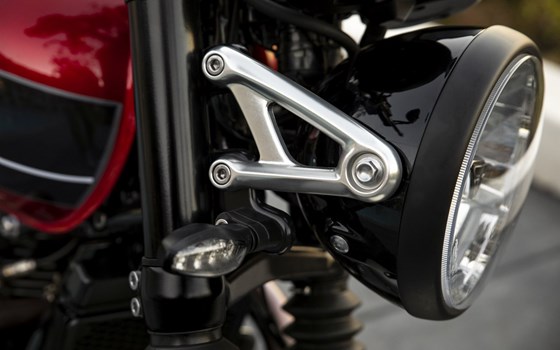 Verleihmotorrad Triumph Speed Twin 1200 vom Händler Q-Bike Technik GmbH - Bild 16 Verleihmotorrad Triumph Speed Twin 1200 vom Händler Q-Bike Technik GmbH - Bild 16