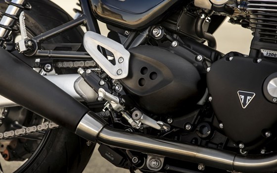 Verleihmotorrad Triumph Speed Twin 1200 vom Händler Q-Bike Technik GmbH - Bild 25 Verleihmotorrad Triumph Speed Twin 1200 vom Händler Q-Bike Technik GmbH - Bild 25