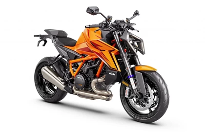Leihmotorrad KTM 1390 Super Duke R EVO Leihmotorrad KTM 1390 Super Duke R EVO