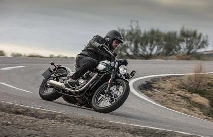Leihmotorrad Triumph Bonneville Bobber Leihmotorrad Triumph Bonneville Bobber