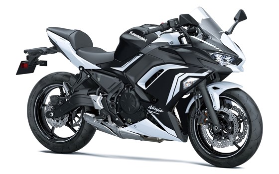 Verleihmotorrad Kawasaki Ninja 650 vom Händler Stöbe Motorräder - Bild 2 Verleihmotorrad Kawasaki Ninja 650 vom Händler Stöbe Motorräder - Bild 2