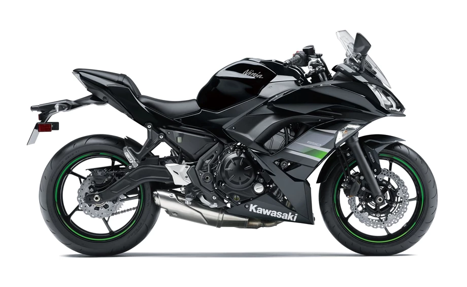 Verleihmotorrad Kawasaki Ninja 650 vom Händler Stöbe Motorräder Bild 4: Verleihmotorrad Kawasaki Ninja 650 vom Händler Stöbe Motorräder