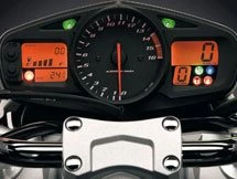 Verleihmotorrad Suzuki GSR 600 vom Händler Meys Motorrad Shop Bild 4: Verleihmotorrad Suzuki GSR 600 vom Händler Meys Motorrad Shop