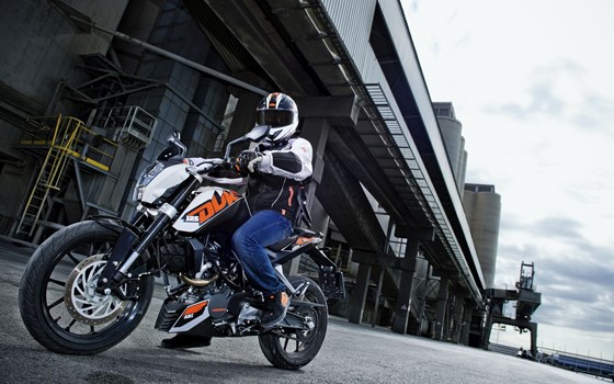 Verleihmotorrad KTM 125 Duke vom Händler MML-Bikes - Bild 15 Verleihmotorrad KTM 125 Duke vom Händler MML-Bikes - Bild 15
