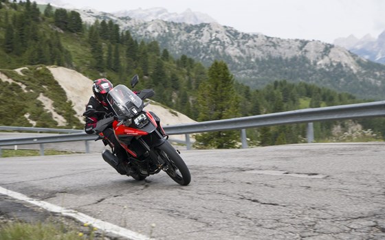 Verleihmotorrad Suzuki V-Strom 1050 XT vom Händler Auto und Motorrad Sturm - Bild 10 Verleihmotorrad Suzuki V-Strom 1050 XT vom Händler Auto und Motorrad Sturm - Bild 10