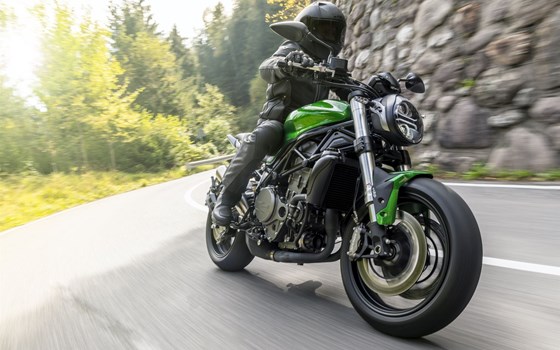 Verleihmotorrad Benelli 752 S vom Händler Auto und Motorrad Sturm - Bild 12 Verleihmotorrad Benelli 752 S vom Händler Auto und Motorrad Sturm - Bild 12