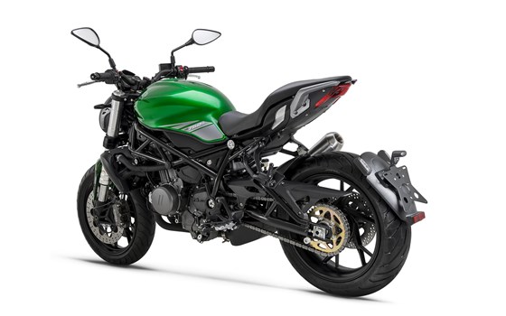 Verleihmotorrad Benelli 752 S vom Händler Auto und Motorrad Sturm - Bild 3 Verleihmotorrad Benelli 752 S vom Händler Auto und Motorrad Sturm - Bild 3
