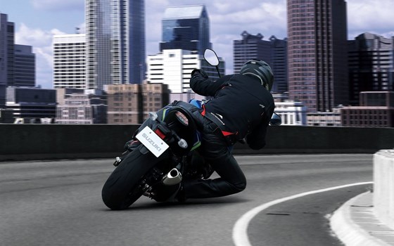 Verleihmotorrad Suzuki GSX-S750 vom Händler Auto und Motorrad Sturm - Bild 10 Verleihmotorrad Suzuki GSX-S750 vom Händler Auto und Motorrad Sturm - Bild 10