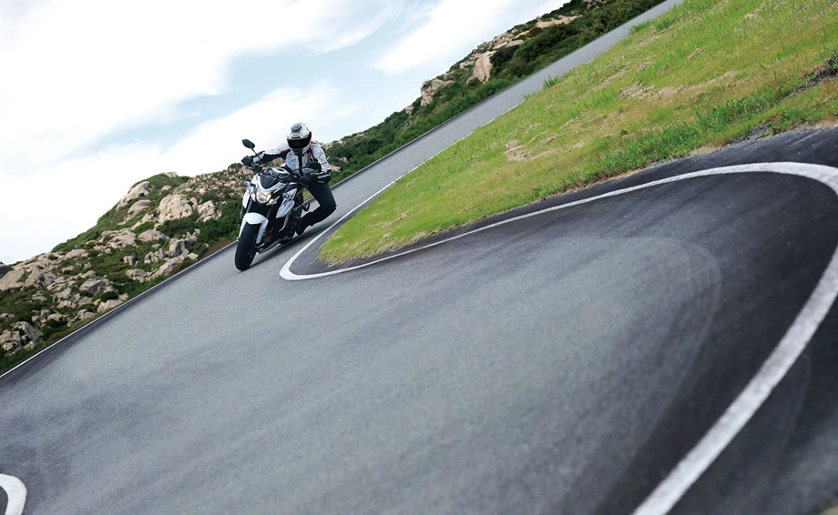 Verleihmotorrad Suzuki GSX-S750 vom Händler Auto und Motorrad Sturm Bild 18: Verleihmotorrad Suzuki GSX-S750 vom Händler Auto und Motorrad Sturm