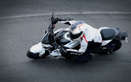 Verleihmotorrad Suzuki GSX-S750 vom Händler Auto und Motorrad Sturm - Bild 24 Verleihmotorrad Suzuki GSX-S750 vom Händler Auto und Motorrad Sturm - Bild 24