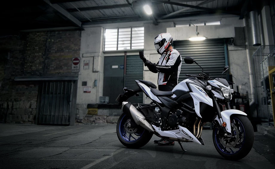 Verleihmotorrad Suzuki GSX-S750 vom Händler Auto und Motorrad Sturm Bild 26: Verleihmotorrad Suzuki GSX-S750 vom Händler Auto und Motorrad Sturm