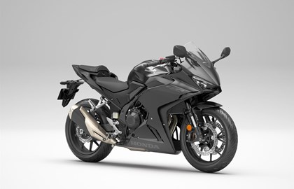 Leihmotorrad Honda CBR500R E-Clutch