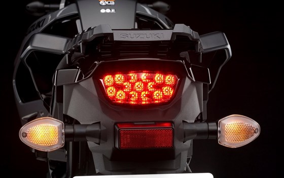 Verleihmotorrad Suzuki V-Strom 1050 vom Händler Suedbike e.K. Inhaber Wolfgang Schustek - Bild 8