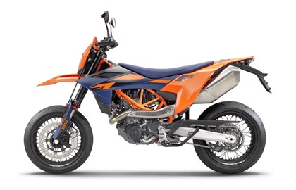 Leihmotorrad KTM 690 SMC R