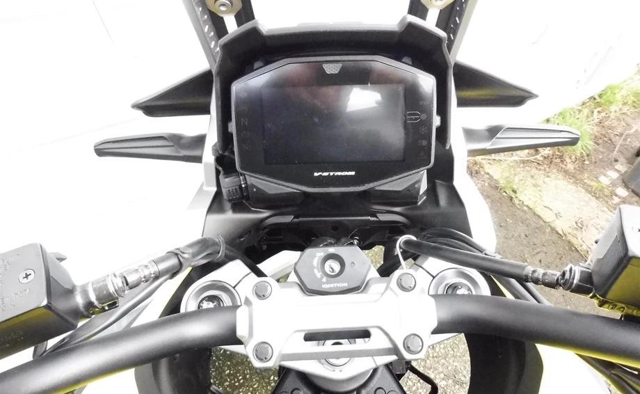 Verleihmotorrad Suzuki V-Strom 1050 XT vom Händler Mansour Motorradtechnik Bild 6: Verleihmotorrad Suzuki V-Strom 1050 XT vom Händler Mansour Motorradtechnik