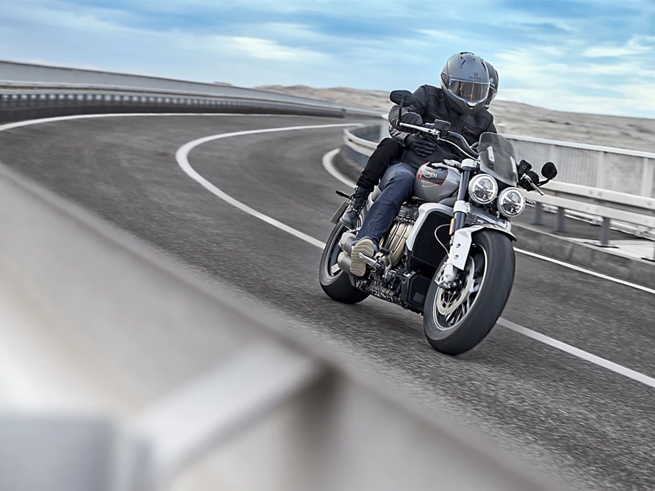 Verleihmotorrad Triumph Rocket 3 GT vom Händler Q-Bike Technik GmbH Bild 13: Verleihmotorrad Triumph Rocket 3 GT vom Händler Q-Bike Technik GmbH