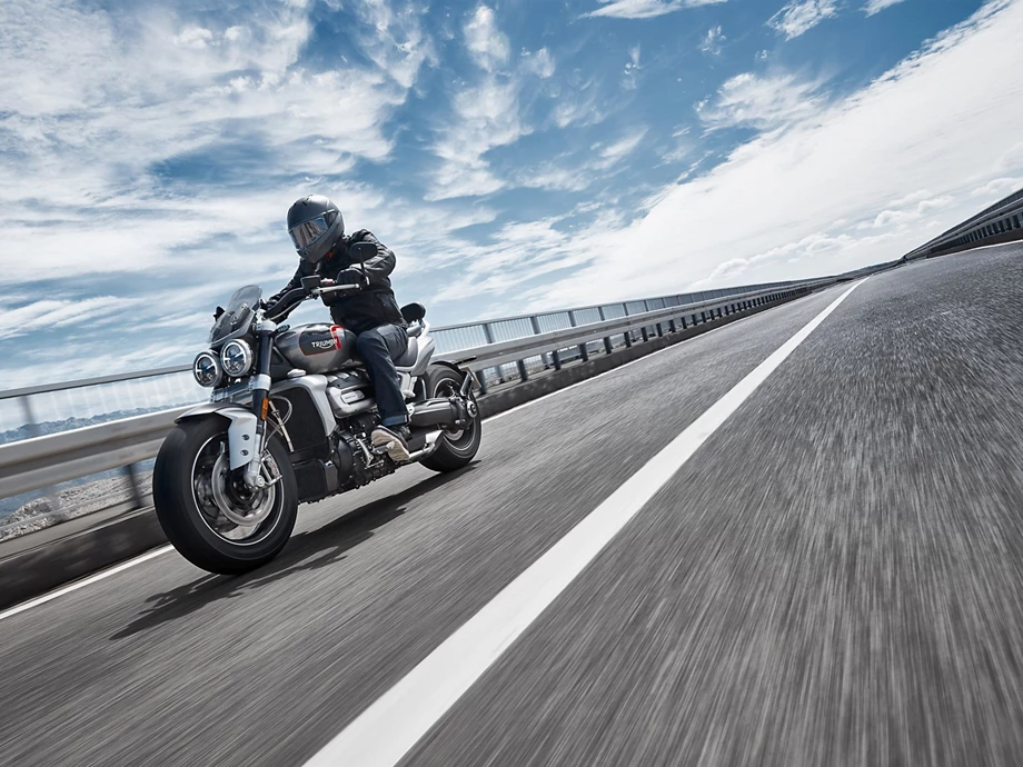 Verleihmotorrad Triumph Rocket 3 GT vom Händler Q-Bike Technik GmbH Bild 16: Verleihmotorrad Triumph Rocket 3 GT vom Händler Q-Bike Technik GmbH
