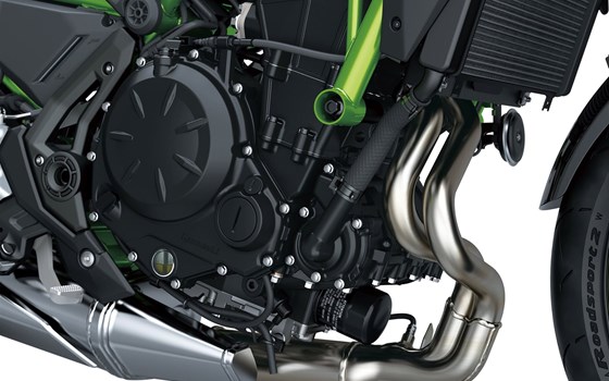 Verleihmotorrad Kawasaki Z650 vom Händler Heller & Soltau OHG - Bild 5 Verleihmotorrad Kawasaki Z650 vom Händler Heller & Soltau OHG - Bild 5