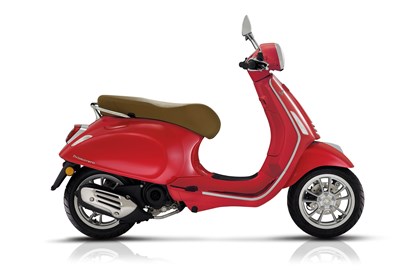 Leihmotorrad Vespa Primavera 50