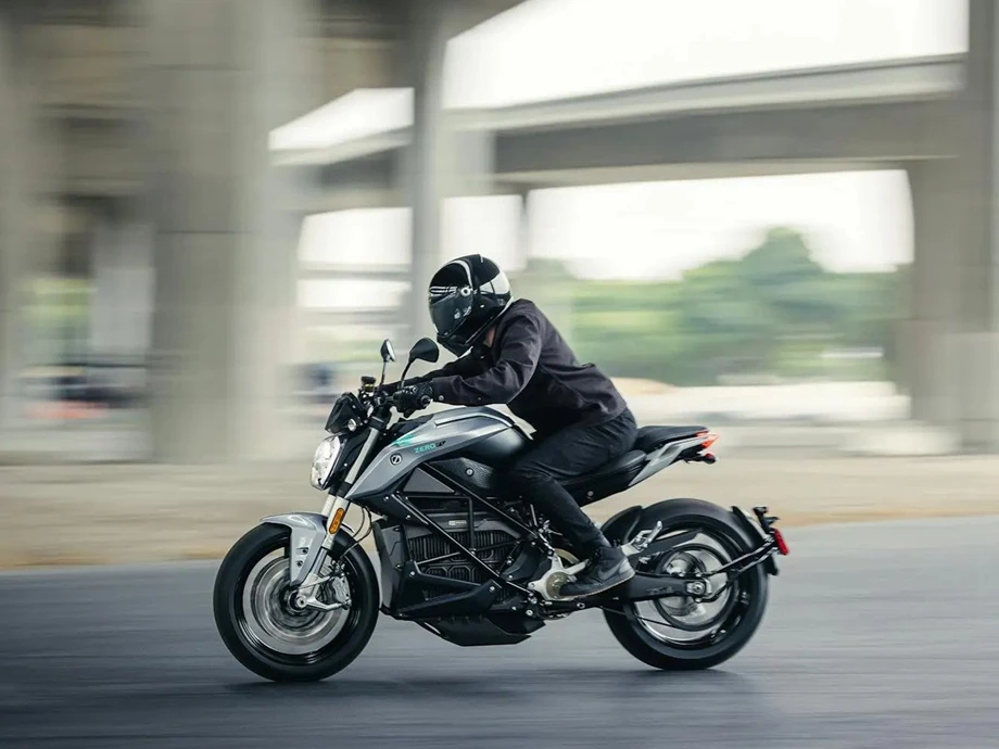 Verleihmotorrad Zero S vom Händler hmf Motorräder GmbH Bild 1: Verleihmotorrad Zero S vom Händler hmf Motorräder GmbH