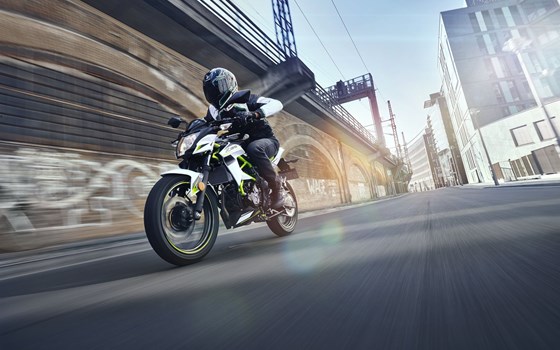 Verleihmotorrad Kawasaki Z125 vom Händler Stöbe Motorräder - Bild 12 Verleihmotorrad Kawasaki Z125 vom Händler Stöbe Motorräder - Bild 12