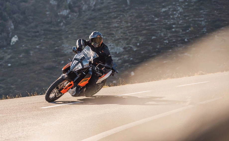 Verleihmotorrad KTM 790 Adventure vom Händler Stöbe Motorräder Bild 11: Verleihmotorrad KTM 790 Adventure vom Händler Stöbe Motorräder