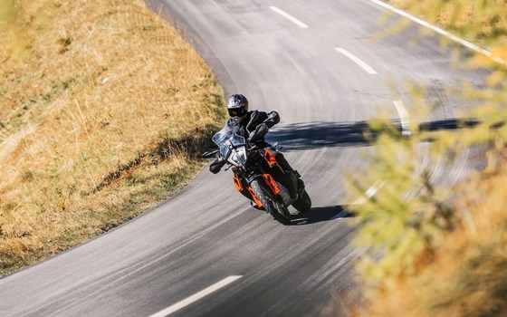 Verleihmotorrad KTM 790 Adventure vom Händler Stöbe Motorräder - Bild 12 Verleihmotorrad KTM 790 Adventure vom Händler Stöbe Motorräder - Bild 12
