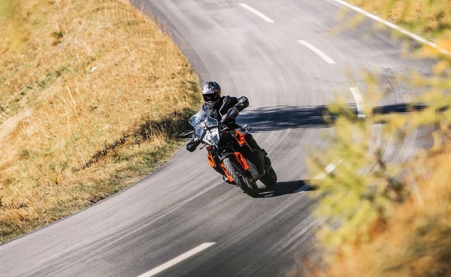 Verleihmotorrad KTM 790 Adventure vom Händler Stöbe Motorräder Bild 12: Verleihmotorrad KTM 790 Adventure vom Händler Stöbe Motorräder