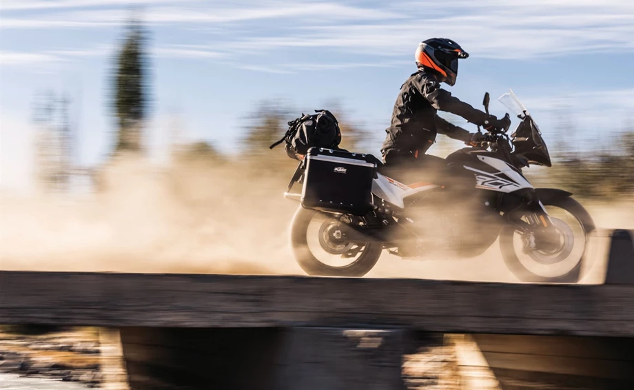 Verleihmotorrad KTM 790 Adventure vom Händler Stöbe Motorräder Bild 15: Verleihmotorrad KTM 790 Adventure vom Händler Stöbe Motorräder