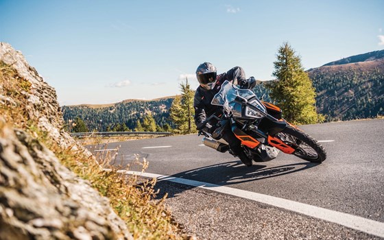 Verleihmotorrad KTM 790 Adventure vom Händler Stöbe Motorräder - Bild 8 Verleihmotorrad KTM 790 Adventure vom Händler Stöbe Motorräder - Bild 8