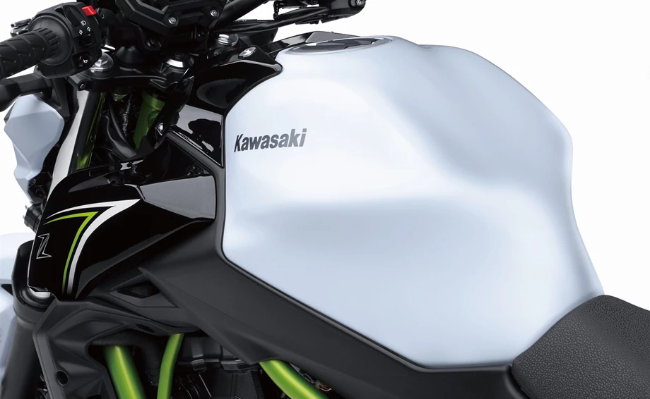 Verleihmotorrad Kawasaki Z650 vom Händler Stöbe Motorräder Bild 20: Verleihmotorrad Kawasaki Z650 vom Händler Stöbe Motorräder