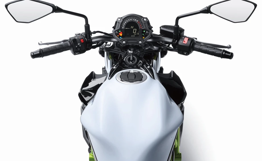 Verleihmotorrad Kawasaki Z650 vom Händler Stöbe Motorräder Bild 26: Verleihmotorrad Kawasaki Z650 vom Händler Stöbe Motorräder