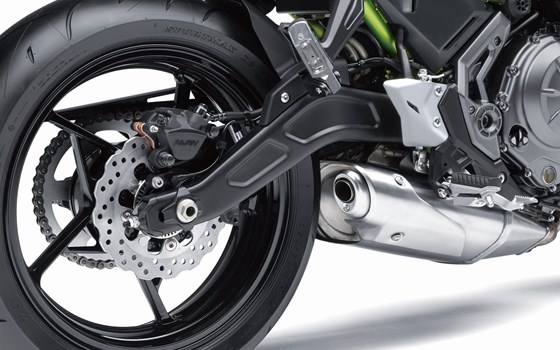 Verleihmotorrad Kawasaki Z650 vom Händler Stöbe Motorräder - Bild 29 Verleihmotorrad Kawasaki Z650 vom Händler Stöbe Motorräder - Bild 29