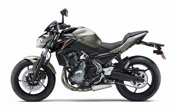 Verleihmotorrad Kawasaki Z650 vom Händler Stöbe Motorräder - Bild 5 Verleihmotorrad Kawasaki Z650 vom Händler Stöbe Motorräder - Bild 5