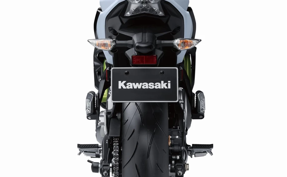 Verleihmotorrad Kawasaki Z650 vom Händler Stöbe Motorräder Bild 8: Verleihmotorrad Kawasaki Z650 vom Händler Stöbe Motorräder