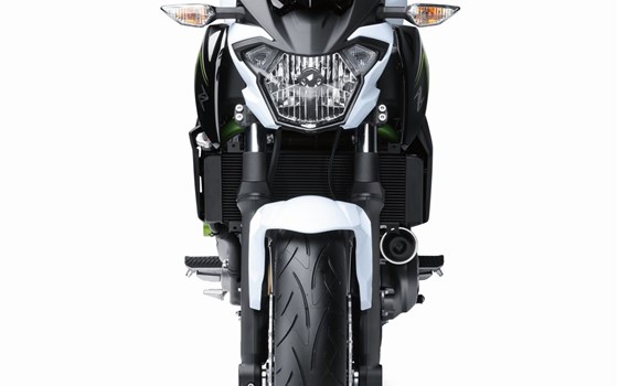 Verleihmotorrad Kawasaki Z650 vom Händler Stöbe Motorräder - Bild 9 Verleihmotorrad Kawasaki Z650 vom Händler Stöbe Motorräder - Bild 9