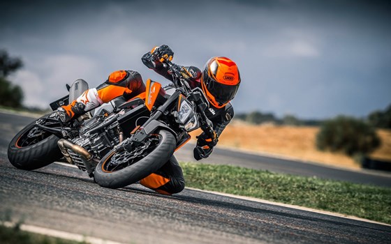 Verleihmotorrad KTM 790 Duke vom Händler Stöbe Motorräder - Bild 10 Verleihmotorrad KTM 790 Duke vom Händler Stöbe Motorräder - Bild 10
