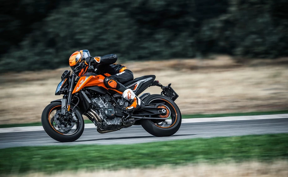 Verleihmotorrad KTM 790 Duke vom Händler Stöbe Motorräder Bild 12: Verleihmotorrad KTM 790 Duke vom Händler Stöbe Motorräder