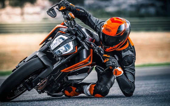Verleihmotorrad KTM 790 Duke vom Händler Stöbe Motorräder - Bild 13 Verleihmotorrad KTM 790 Duke vom Händler Stöbe Motorräder - Bild 13