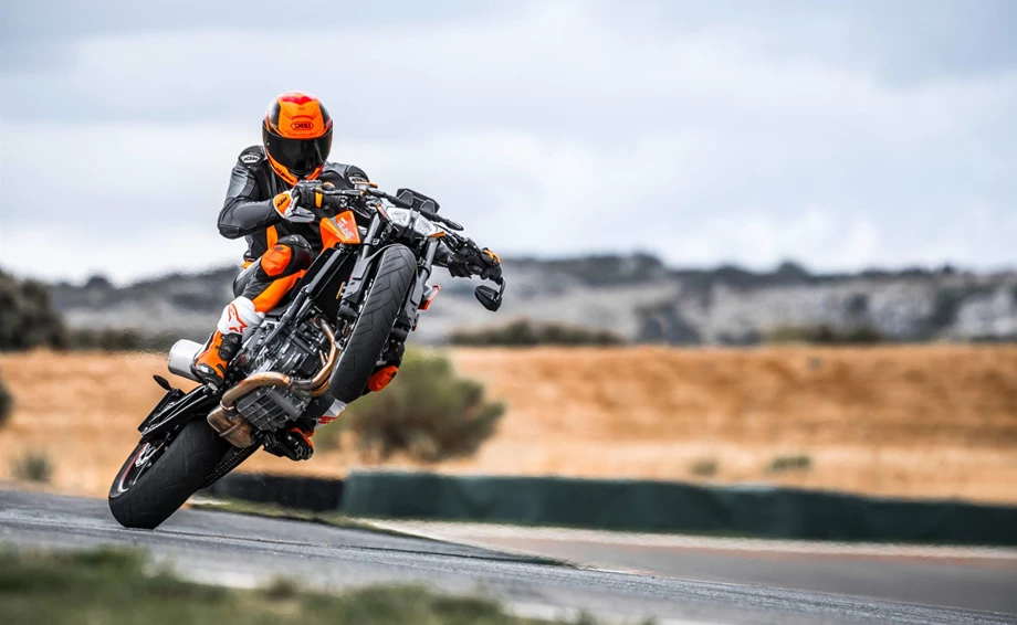 Verleihmotorrad KTM 790 Duke vom Händler Stöbe Motorräder Bild 20: Verleihmotorrad KTM 790 Duke vom Händler Stöbe Motorräder