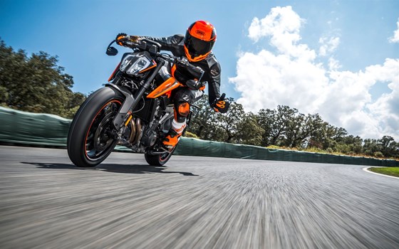 Verleihmotorrad KTM 790 Duke vom Händler Stöbe Motorräder - Bild 21 Verleihmotorrad KTM 790 Duke vom Händler Stöbe Motorräder - Bild 21