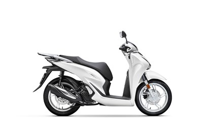 Leihmotorrad Honda SH125i
