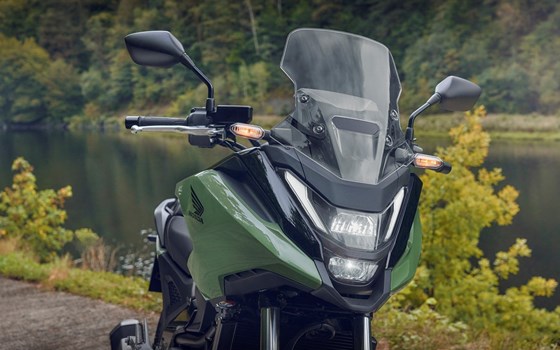 Verleihmotorrad Honda NC750X DCT vom Händler Tempo-Zweirad-Treff GmbH - Bild 8 Verleihmotorrad Honda NC750X DCT vom Händler Tempo-Zweirad-Treff GmbH - Bild 8