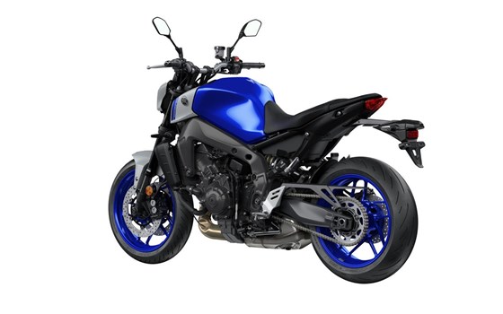 Verleihmotorrad Yamaha MT-09 vom Händler Motorrad Henkel - Bild 3 Verleihmotorrad Yamaha MT-09 vom Händler Motorrad Henkel - Bild 3