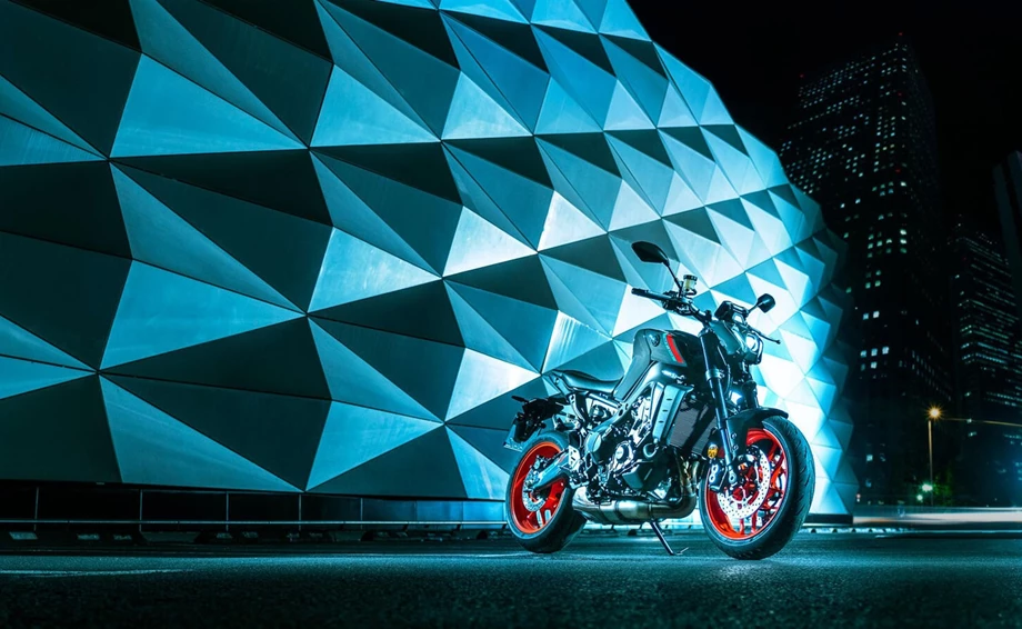 Verleihmotorrad Yamaha MT-09 vom Händler Motorrad Henkel Bild 12: Verleihmotorrad Yamaha MT-09 vom Händler Motorrad Henkel