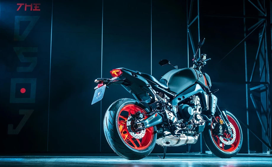 Verleihmotorrad Yamaha MT-09 vom Händler Motorrad Henkel Bild 20: Verleihmotorrad Yamaha MT-09 vom Händler Motorrad Henkel