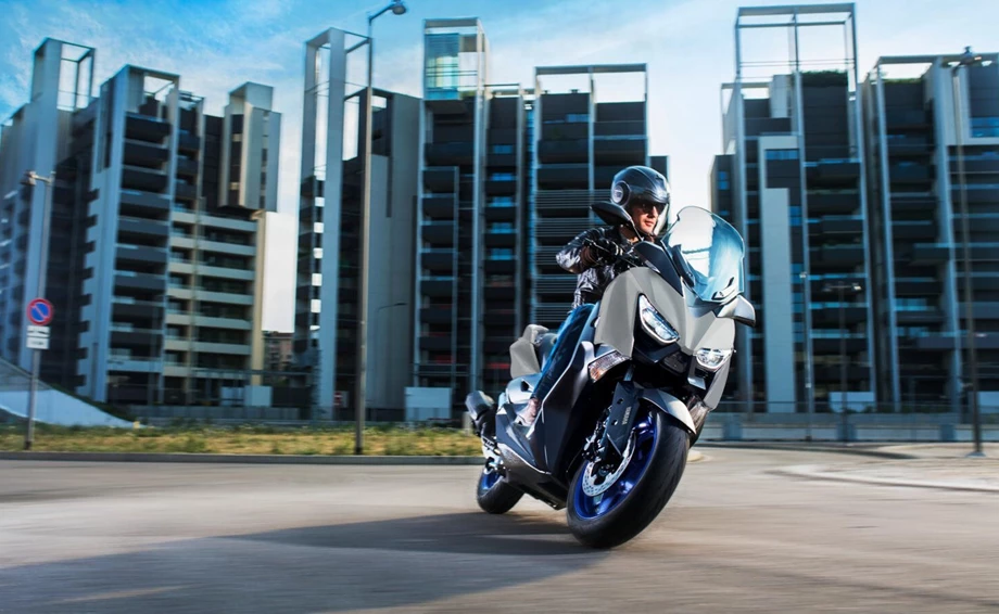 Verleihmotorrad Yamaha XMAX 300 vom Händler Zweirad Mildner Bild 10: Verleihmotorrad Yamaha XMAX 300 vom Händler Zweirad Mildner